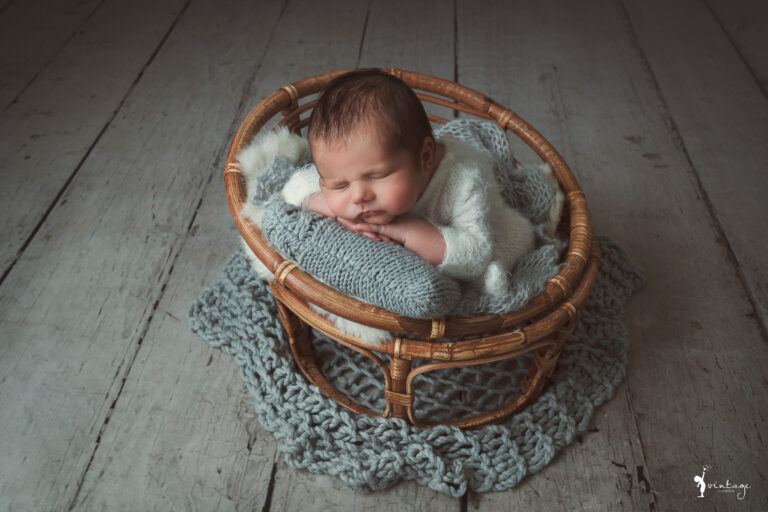 Fotografia newborn book bebes vintage fotografia toni lara scaled